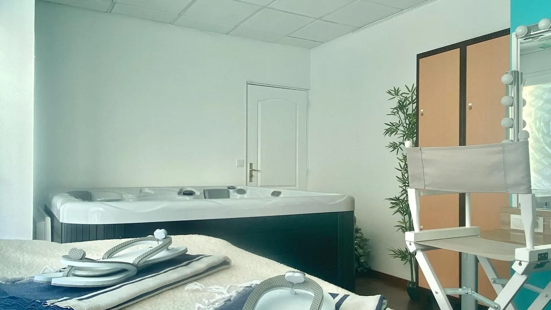 Apartment Appart Wellness Spa 'Marie' La Mure  France